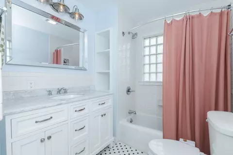 Bath - 1211 E Jefferson St, Bloomington, IL 61701 photo 1 of 4