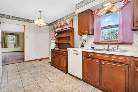 Kitchen - 623 1st Ave, Morris, IL 60450 photo 5 of 5