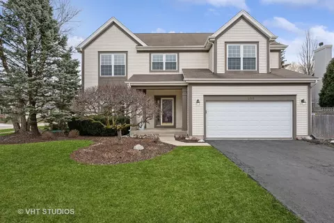 1208 Jaimee Ln, Libertyville, IL 60048