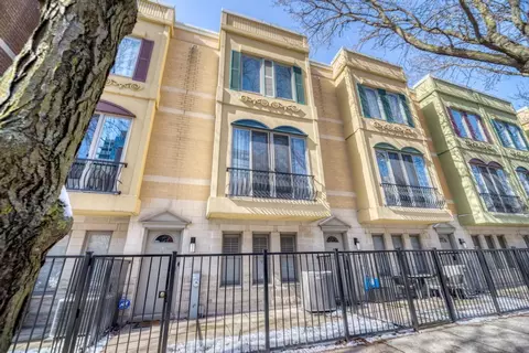 512 N Peoria St, Chicago, IL 60642