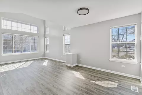 Other - 856 Brompton Ct, Carol Stream, IL 60188 photo 2 of 8