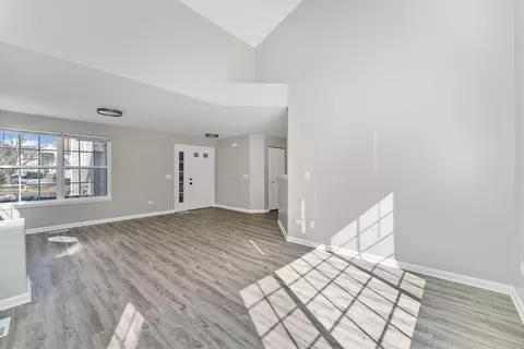 Living - 856 Brompton Ct, Carol Stream, IL 60188 photo 3 of 3
