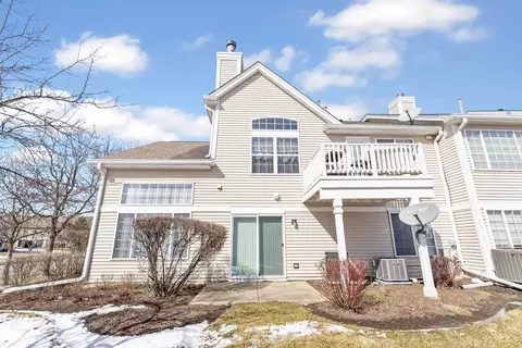 Exterior - 856 Brompton Ct, Carol Stream, IL 60188 photo 4 of 5