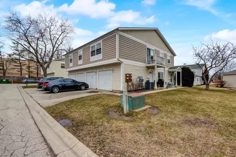 1322 Exeter Ct #1322, Wheeling, IL 60090 photo 5