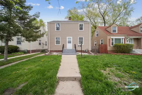 Exterior - 14751 Evers St, Dolton, IL 60419 photo 2 of 5