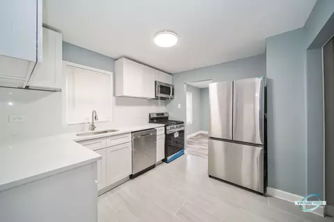 Kitchen - 14751 Evers St, Dolton, IL 60419 photo 2 of 2
