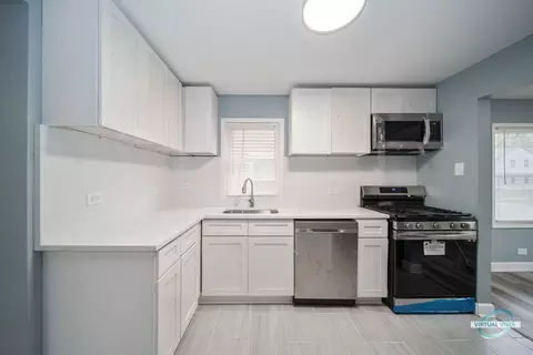 Kitchen - 14751 Evers St, Dolton, IL 60419 photo 1 of 2