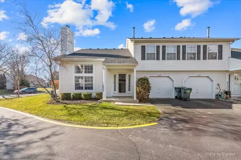 326 Wisteria Dr, Streamwood, IL 60107