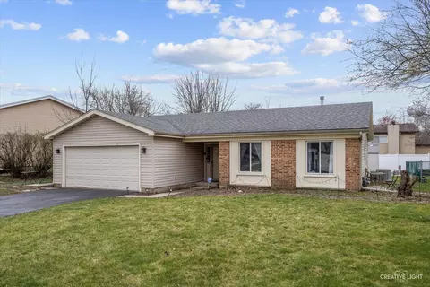 5 S700 Steeple Run Dr, Naperville, IL 60540