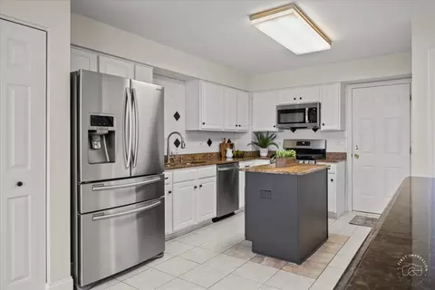Kitchen - 1304 Filly Ln, Bartlett, IL 60103 photo 1 of 2