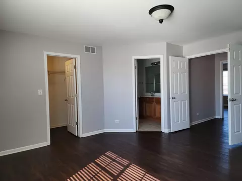 Bedroom - 3359 Cameron Dr, Elgin, IL 60124 photo 1 of 2