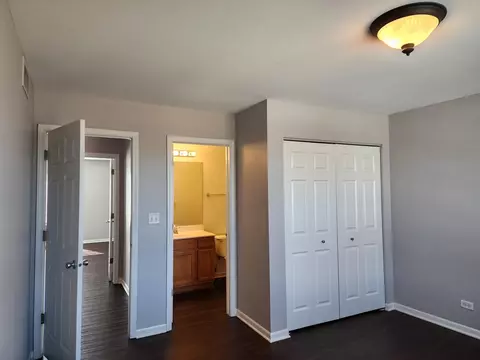 Bedroom - 3359 Cameron Dr, Elgin, IL 60124 photo 2 of 2