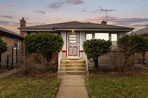 5019 W Van Buren St, Chicago, IL 60644
