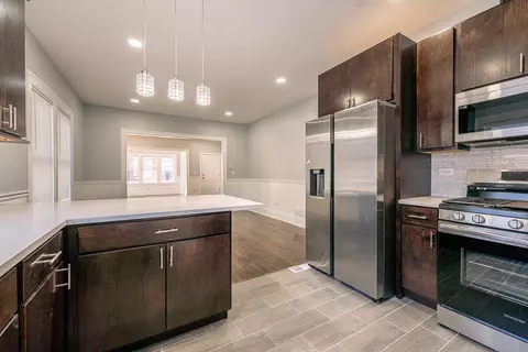 Kitchen - 15521 Vine Ave, Harvey, IL 60426 photo 3 of 4