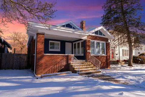 15521 Vine Ave, Harvey, IL 60426