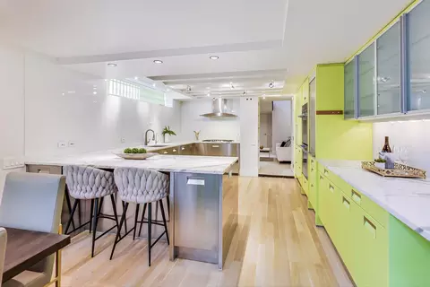 Kitchen - 17 E Scott St, Chicago, IL 60610 photo 1 of 5