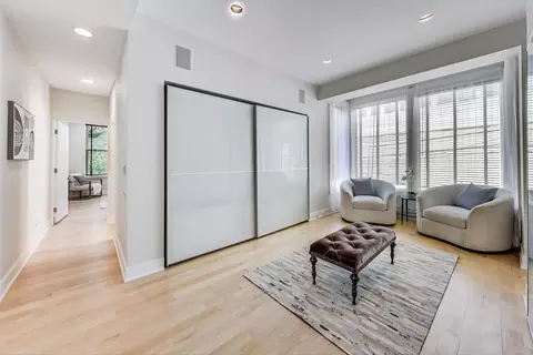 Bedroom - 17 E Scott St, Chicago, IL 60610 photo 5 of 10