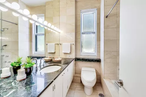Bath - 17 E Scott St, Chicago, IL 60610 photo 2 of 2