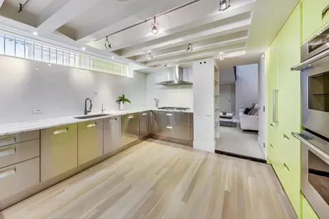 Kitchen - 17 E Scott St, Chicago, IL 60610 photo 3 of 5