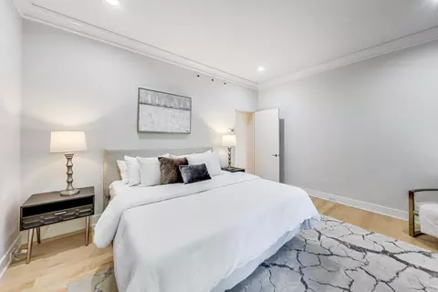 Bedroom - 17 E Scott St, Chicago, IL 60610 photo 4 of 10