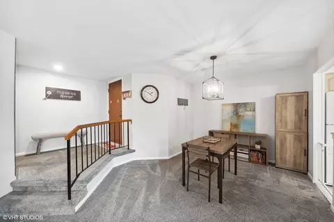 Dining - 1033 Harbour Ct #2B, Wheeling, IL 60090 photo 1 of 2