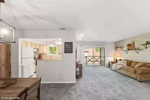 Bedroom - 1033 Harbour Ct #2B, Wheeling, IL 60090 photo 1 of 5