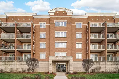 2919 N Harlem Ave #314, Chicago, IL 60707