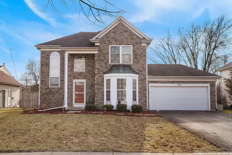 1611 Cumberland Pkwy, Algonquin, IL 60102