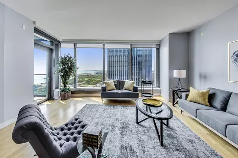 Living - 60 E Monroe St #3803, Chicago, IL 60603 photo 2 of 7
