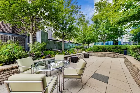 Exterior - 60 E Monroe St #3803, Chicago, IL 60603 photo 16 of 18