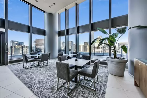 Dining - 60 E Monroe St #3803, Chicago, IL 60603 photo 2 of 3