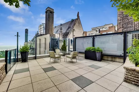 Exterior - 60 E Monroe St #3803, Chicago, IL 60603 photo 17 of 18