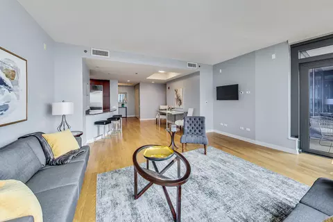 Living - 60 E Monroe St #3803, Chicago, IL 60603 photo 4 of 7