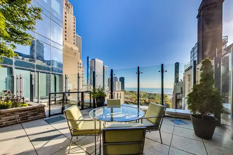 Exterior - 60 E Monroe St #3803, Chicago, IL 60603 photo 12 of 18
