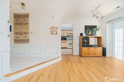 158 E Springbrook Dr, Bloomingdale, IL 60108 photo 8
