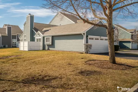158 E Springbrook Dr, Bloomingdale, IL 60108 photo 16