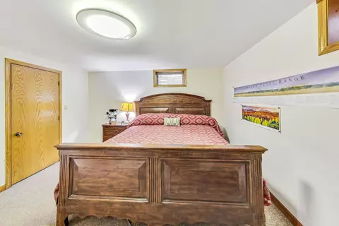 Bedroom - 3316 Millstream Rd, Marengo, IL 60152 photo 5 of 6