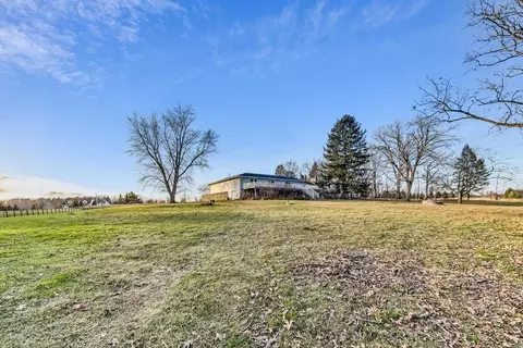 Exterior - 3316 Millstream Rd, Marengo, IL 60152 photo 12 of 19