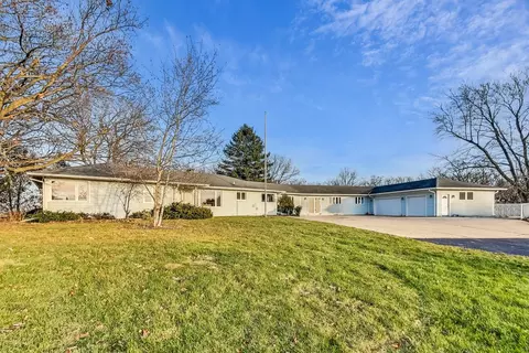 Exterior - 3316 Millstream Rd, Marengo, IL 60152 photo 2 of 19