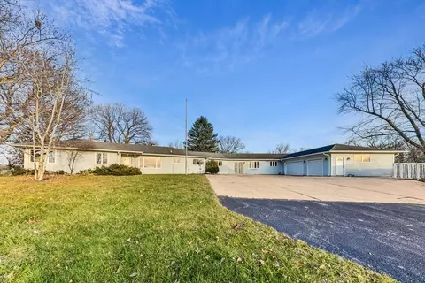 3316 Millstream Rd, Marengo, IL 60152