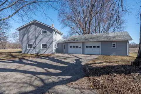 Exterior - 505 E 3rd St, Leaf River, IL 61047 photo 2 of 7