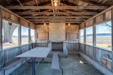 Exterior - 505 E 3rd St, Leaf River, IL 61047 photo 7 of 7