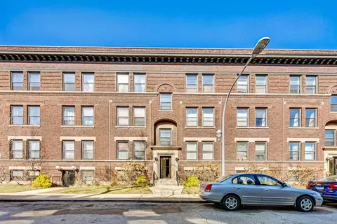 1006 E 54th St #J3, Chicago, IL 60615
