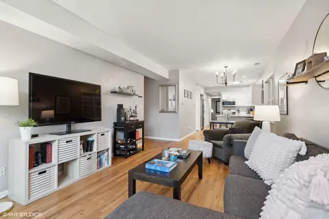 825 S Miller St #2, Chicago, IL 60607 photo 4