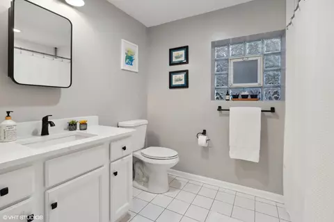 825 S Miller St #2, Chicago, IL 60607 photo 12