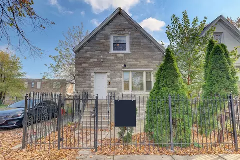 745 N Saint Louis Ave, Chicago, IL 60624