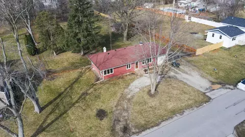 View/Area - 6 S266 4th St, Eola, IL 60519 photo 3 of 5