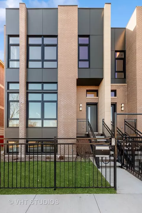 4448 S St Lawrence Ave, Chicago, IL 60653
