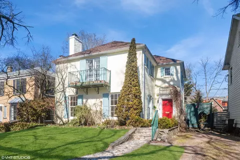 1209 Lee St, Evanston, IL 60202