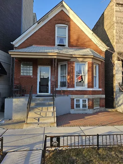 Undisclosed, Chicago, IL 60647